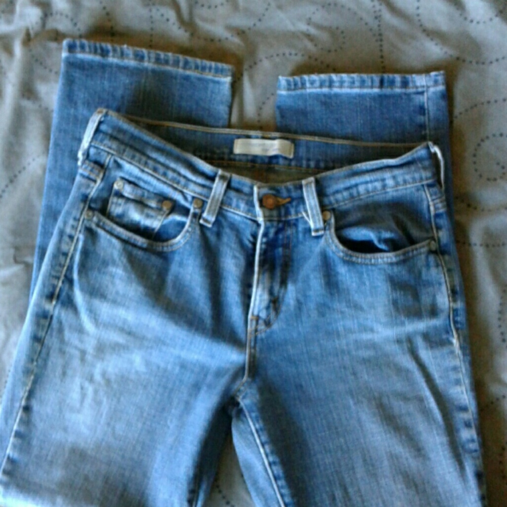 Levi's straight leg jeans